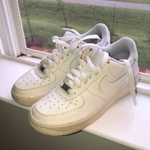 Low top Air Force 1